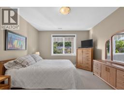1394 Glenview Avenue, Kelowna, BC V1Y9R8 Photo 41