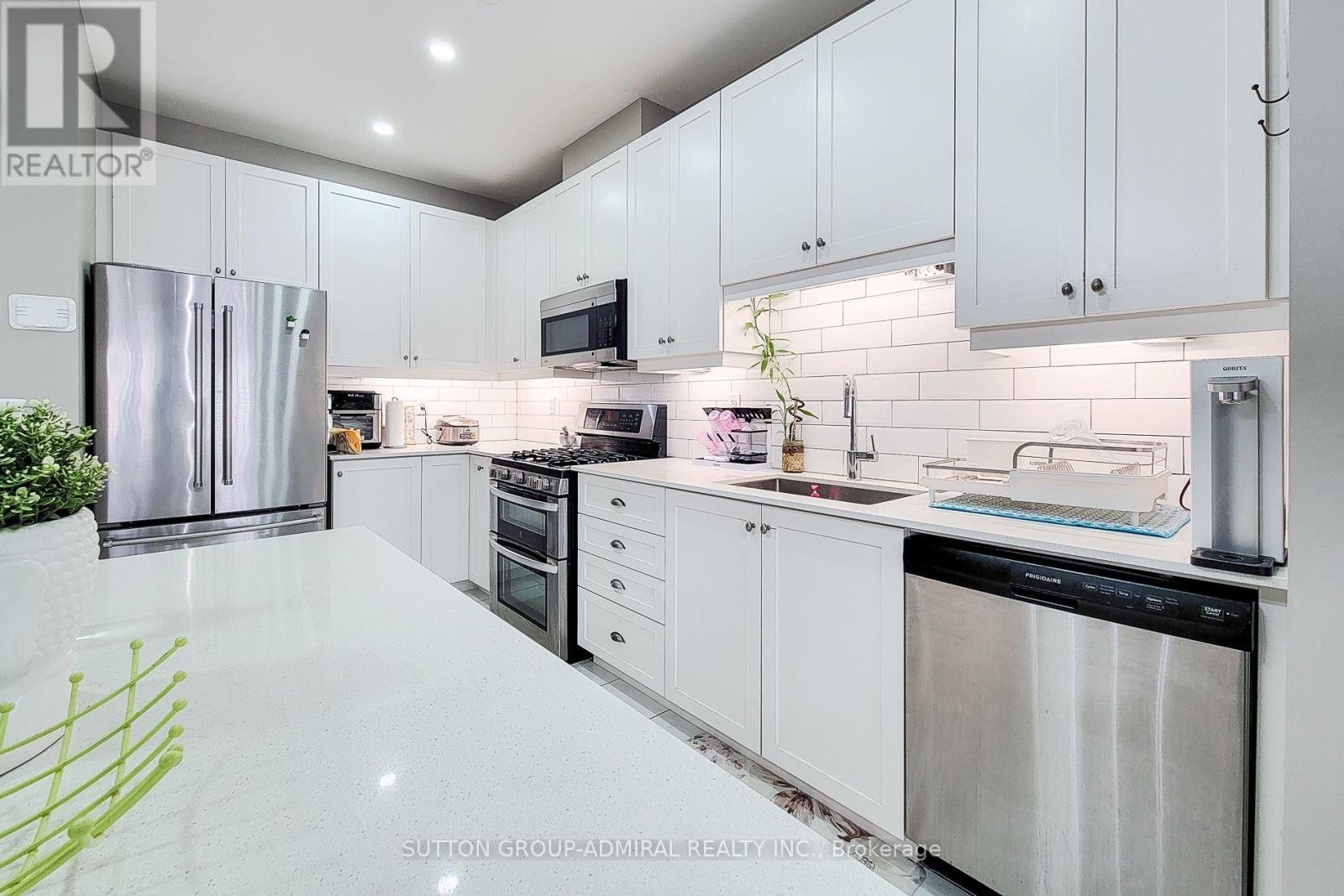 4002 CROWN STREET - 17
