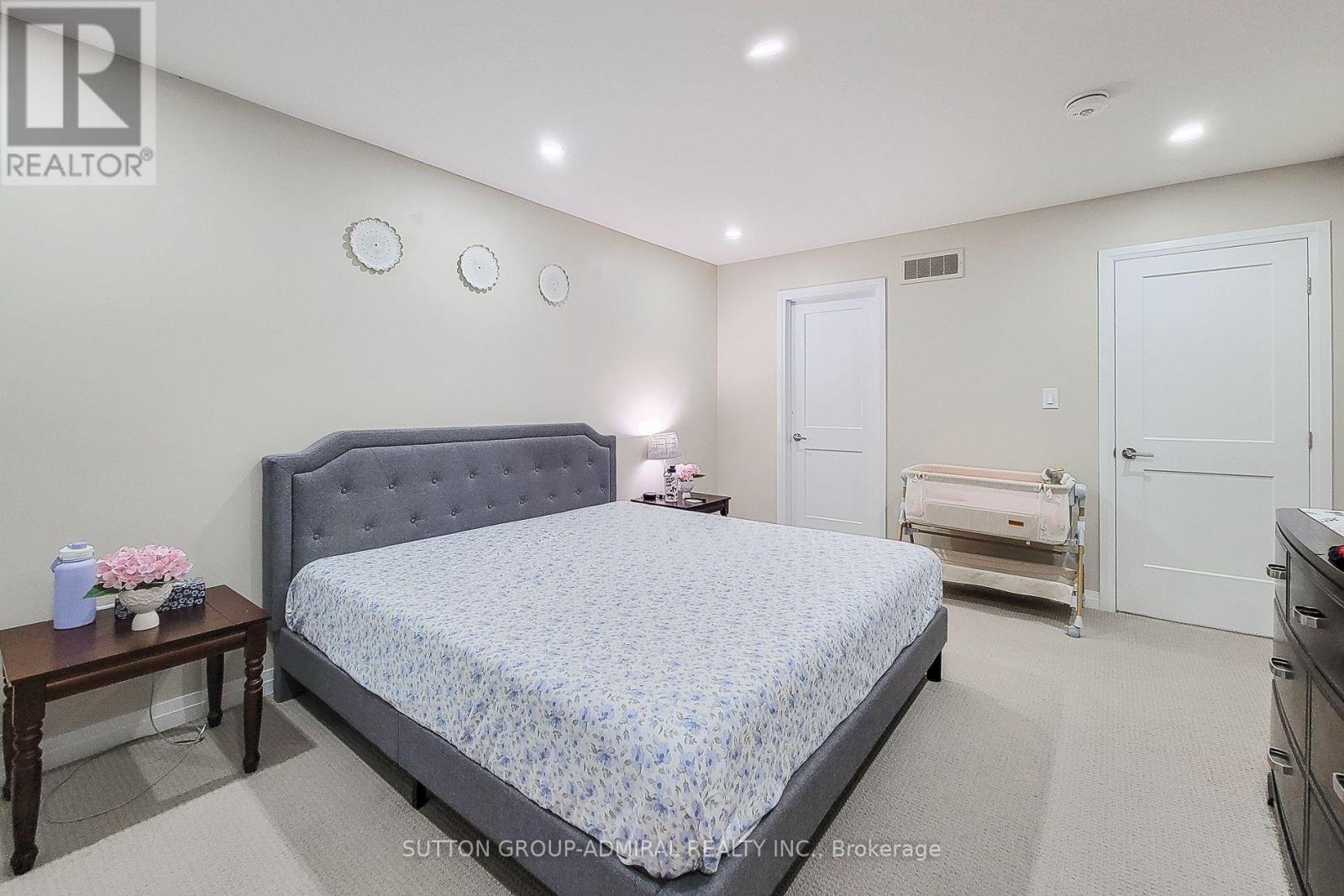 4002 CROWN STREET - Image 25