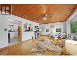 11 Carol Street W, Lake Of Bays, ON P0B1A0 Photo 18