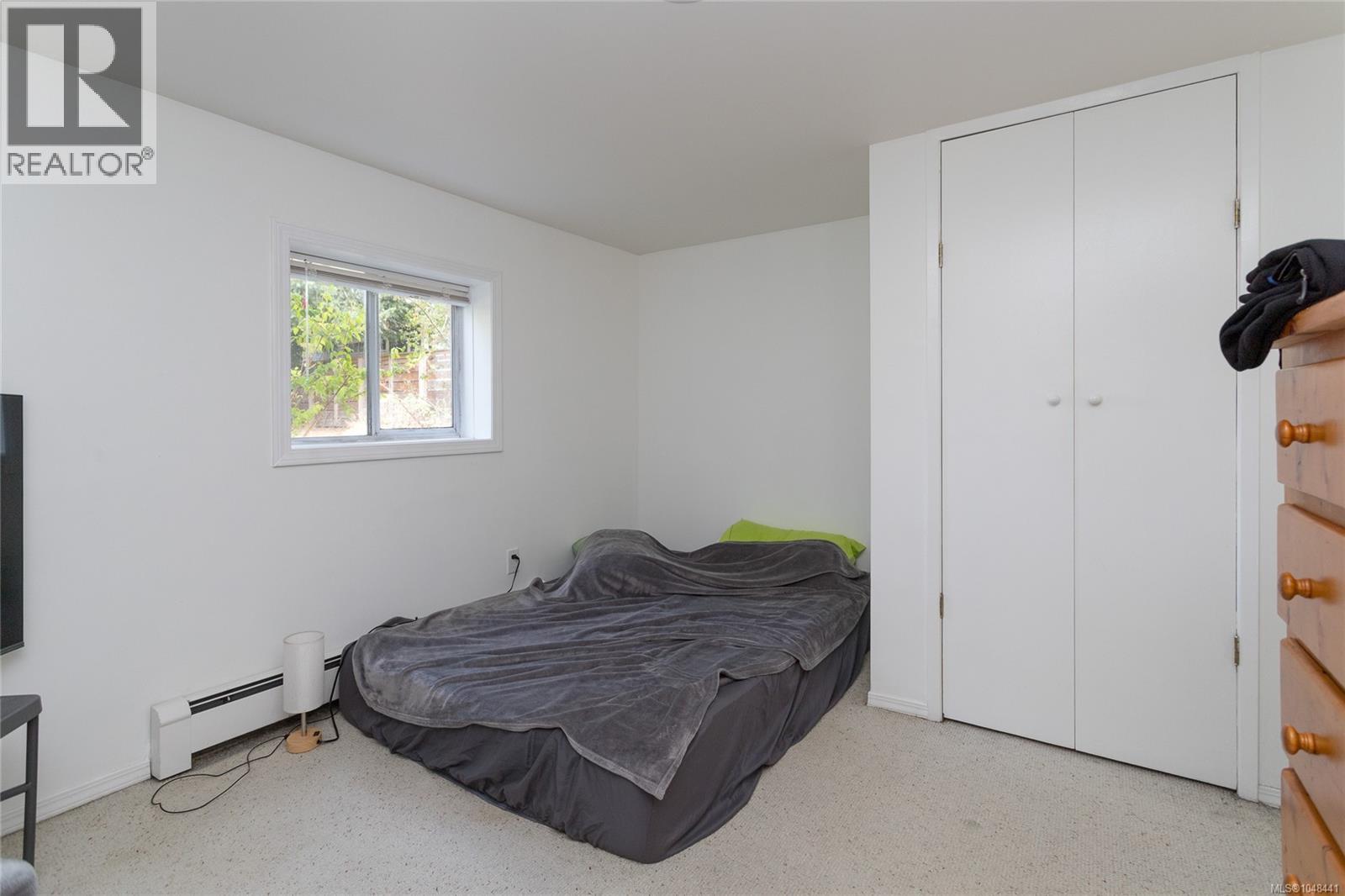  2068 Milton Street, Oak Bay