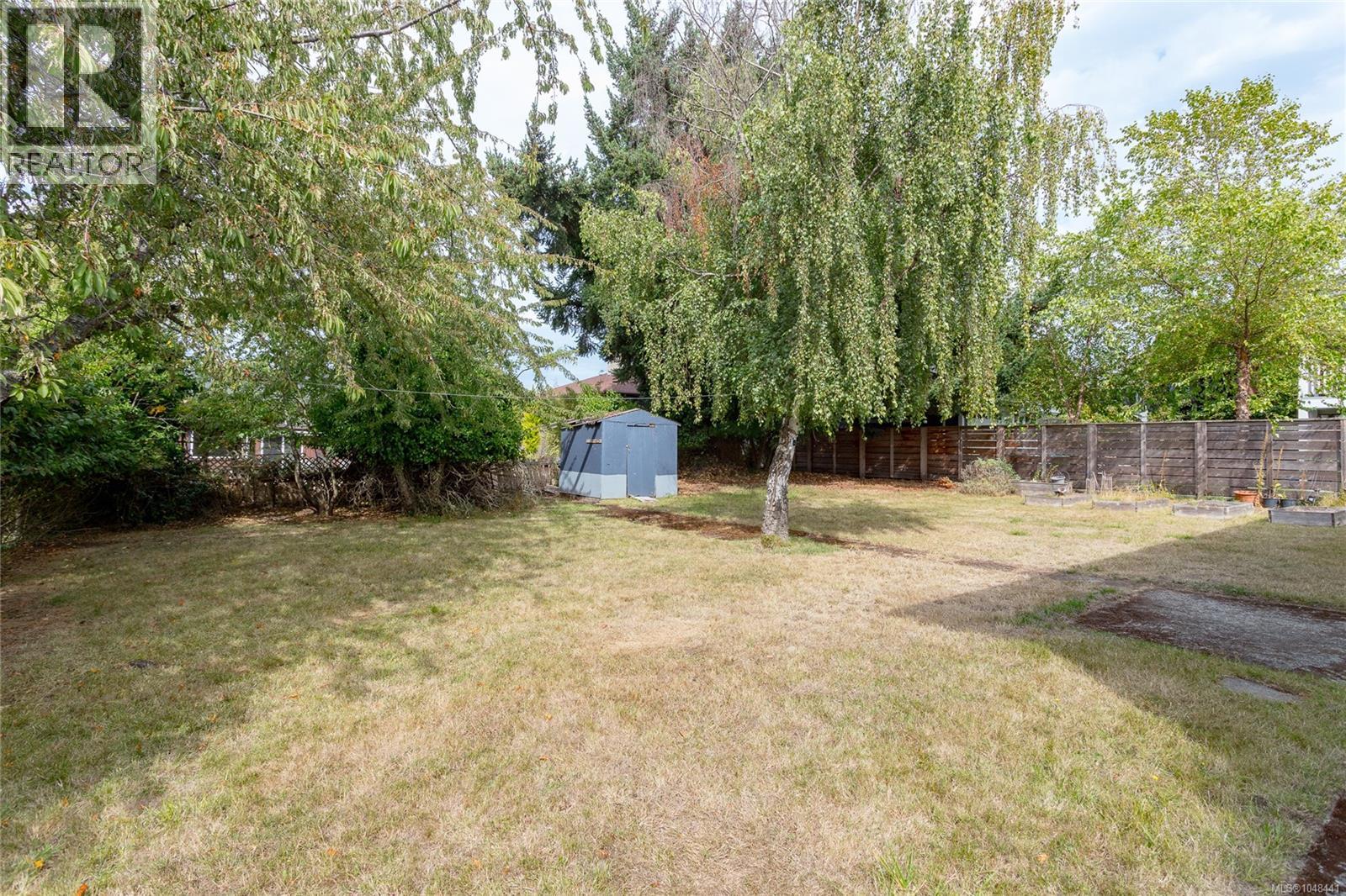  2068 Milton Street, Oak Bay