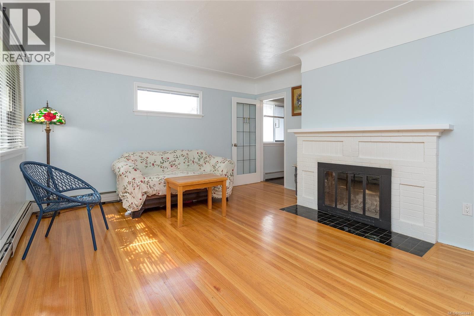 2068 Milton Street, Oak Bay
