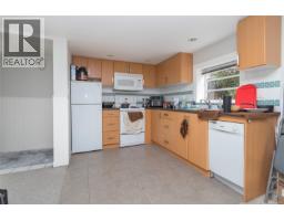 2068 Milton St, Oak Bay, BC V8R5A4 Photo 18