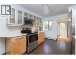 Kitchen - 2068 Milton St, Oak Bay, BC V8R5A4 Photo 9