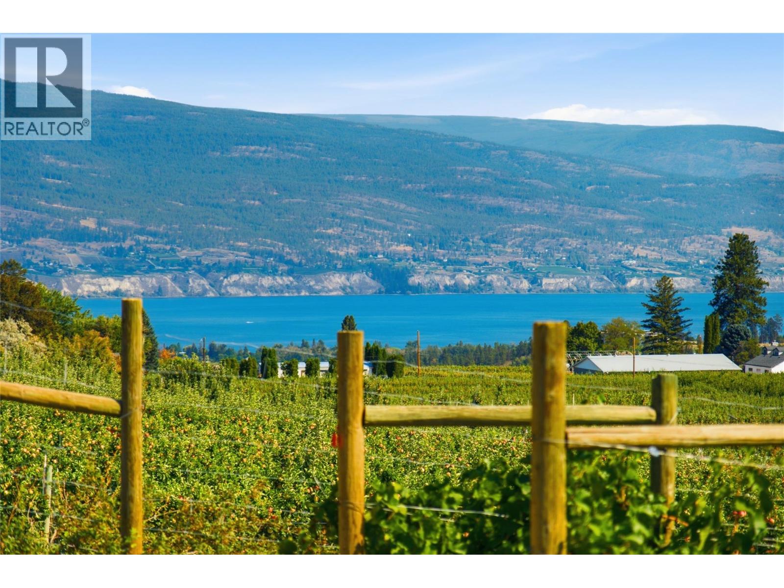 6007 Giants Head Road, Summerland