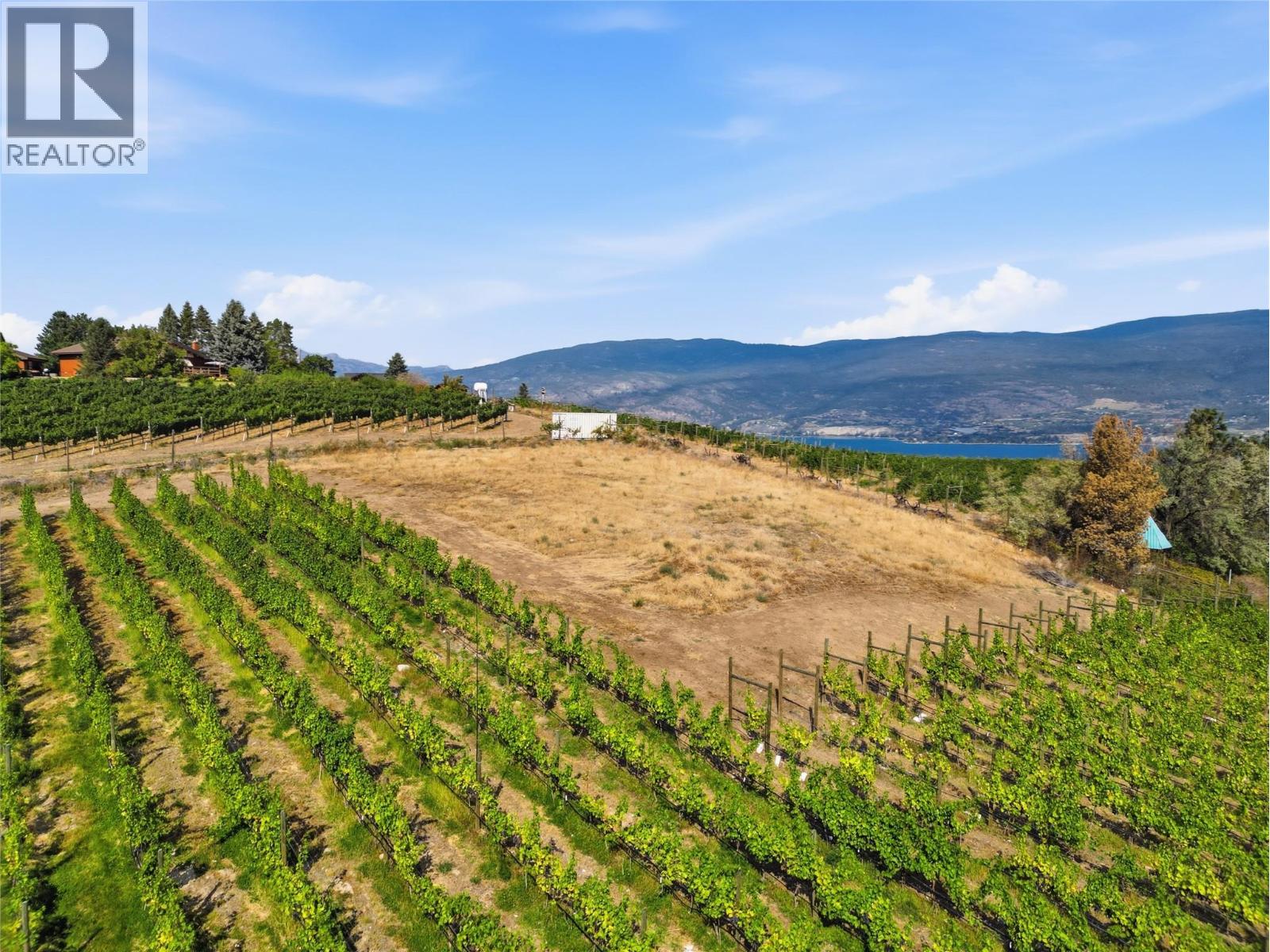 6007 Giants Head Road, Summerland