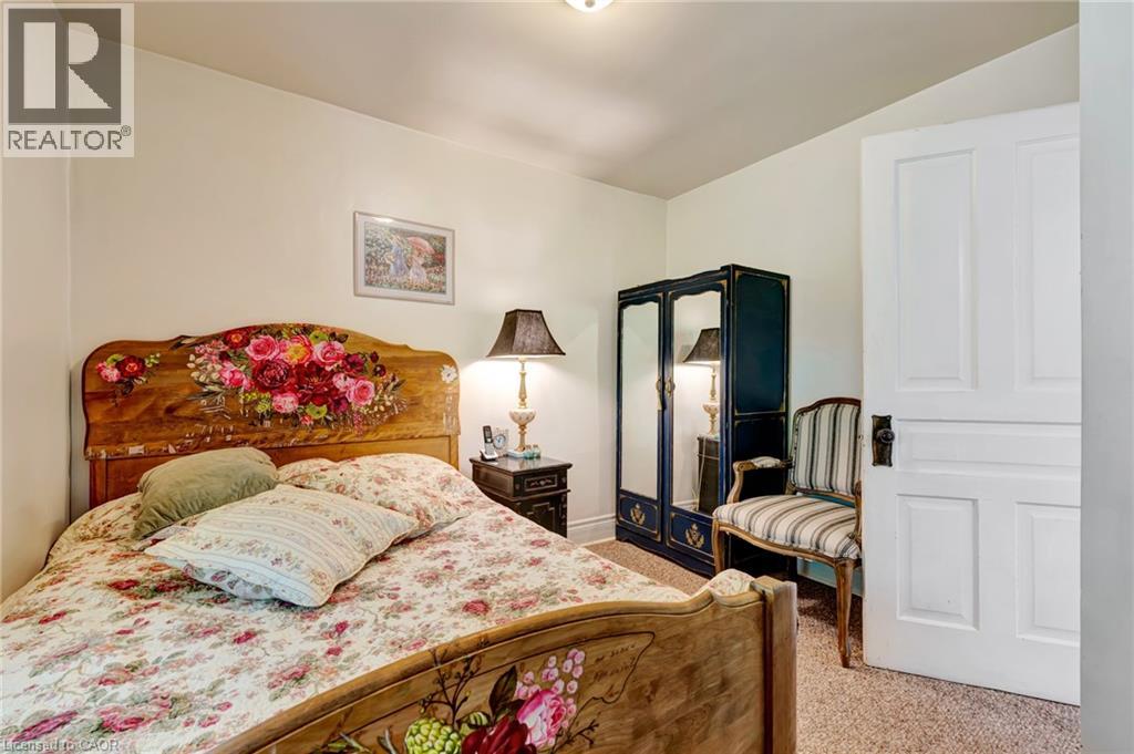42 SHANLEY Street - 25