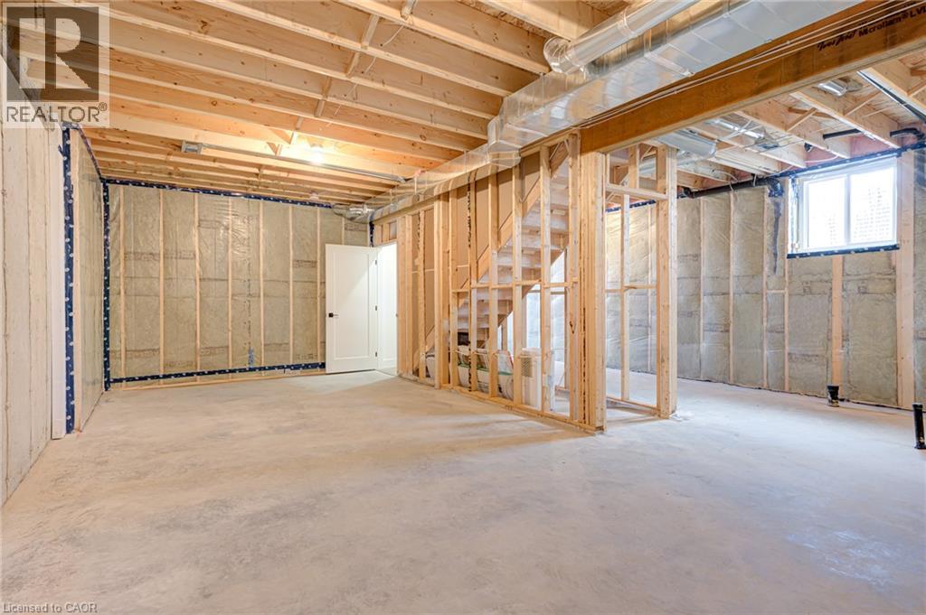 102 CLAYTON Street - Image 25