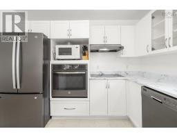 3pc Ensuite bath - 122 Victoria Street, Windsor, NS B0N2T0 Photo 11