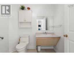 2pc Bathroom - 122 Victoria Street, Windsor, NS B0N2T0 Photo 6