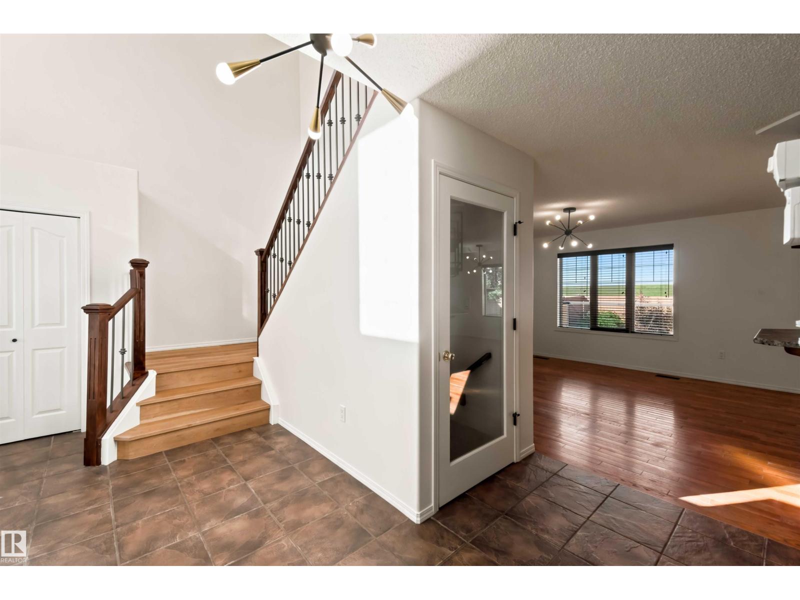 34 NORRIS CR - Image 22