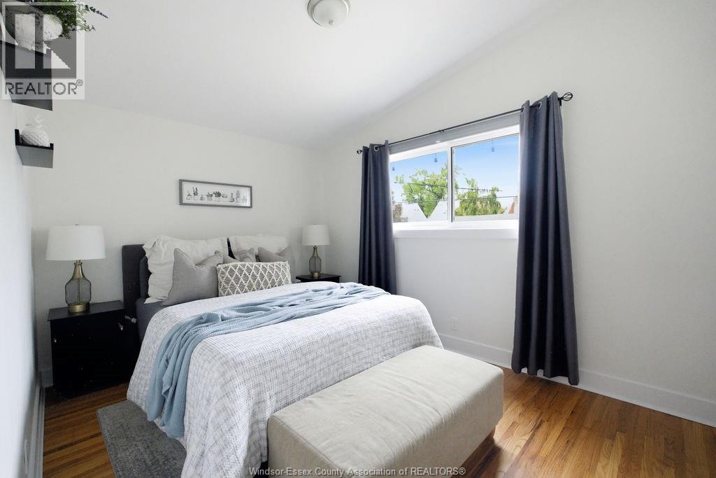 1208 BELLEPERCHE - Image 14