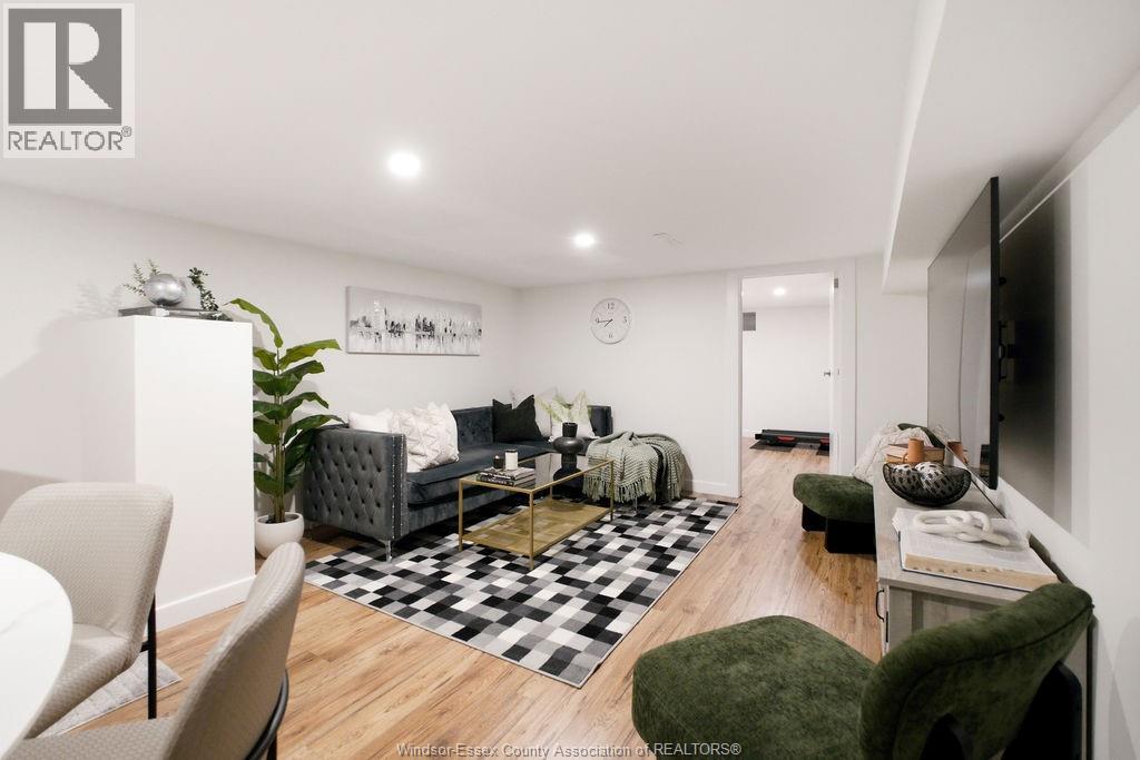1208 BELLEPERCHE - Image 25