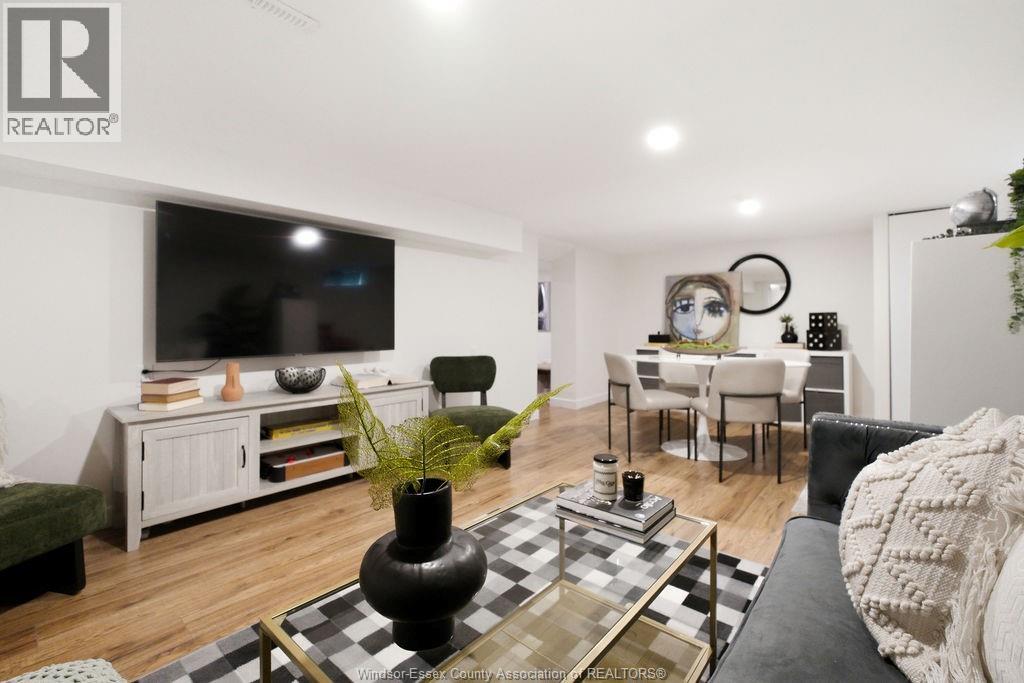 1208 BELLEPERCHE - Image 26