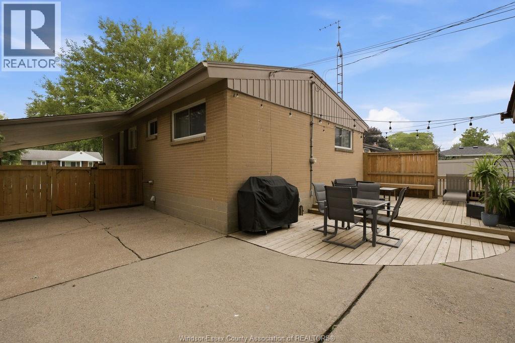 1208 BELLEPERCHE - Image 35