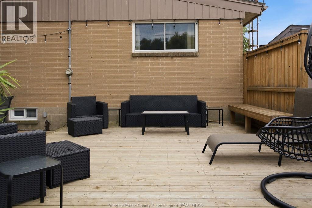 1208 BELLEPERCHE - Image 36