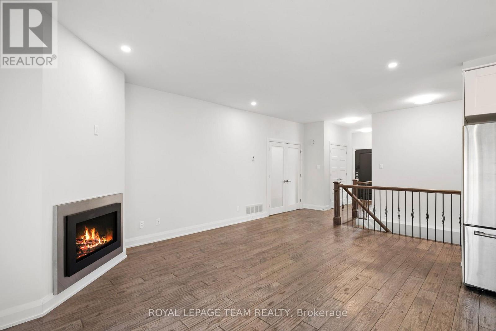 481 LANCASTER LANE - Image 17