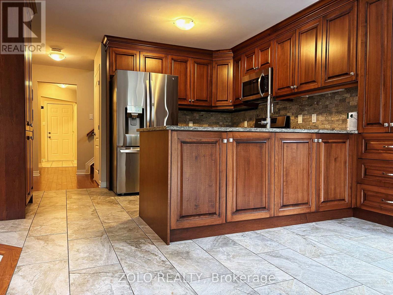 255 STONEWAY DRIVE - Image 6