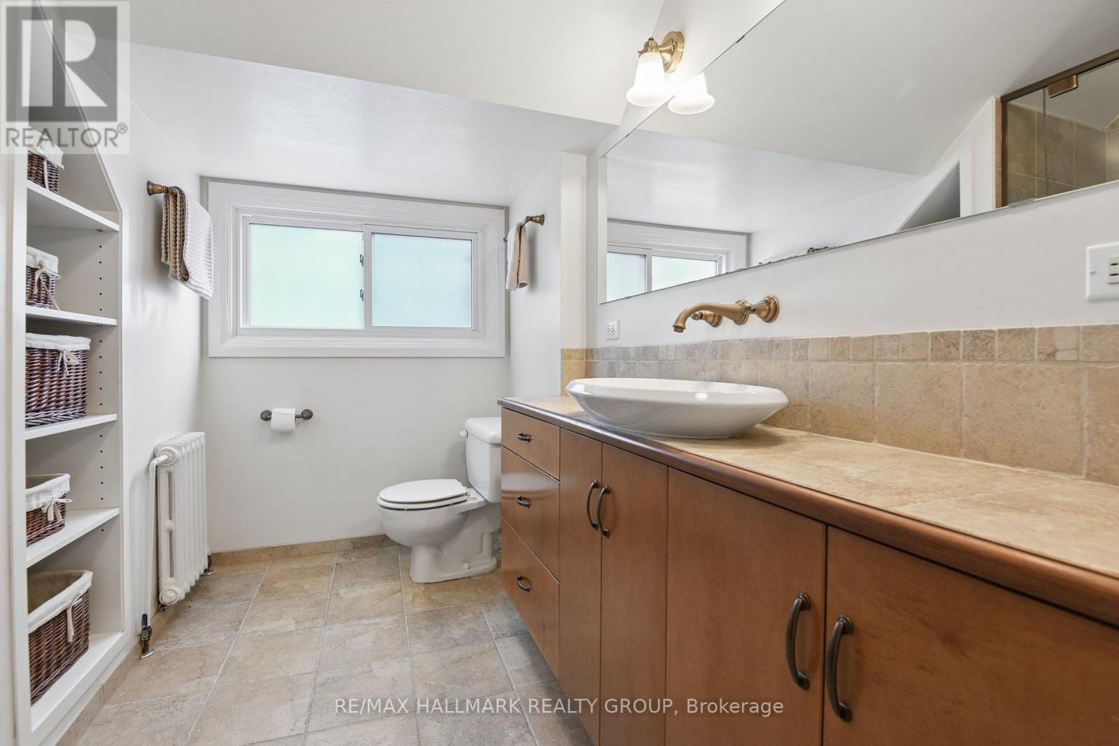 195 GLEBE AVENUE - Image 32