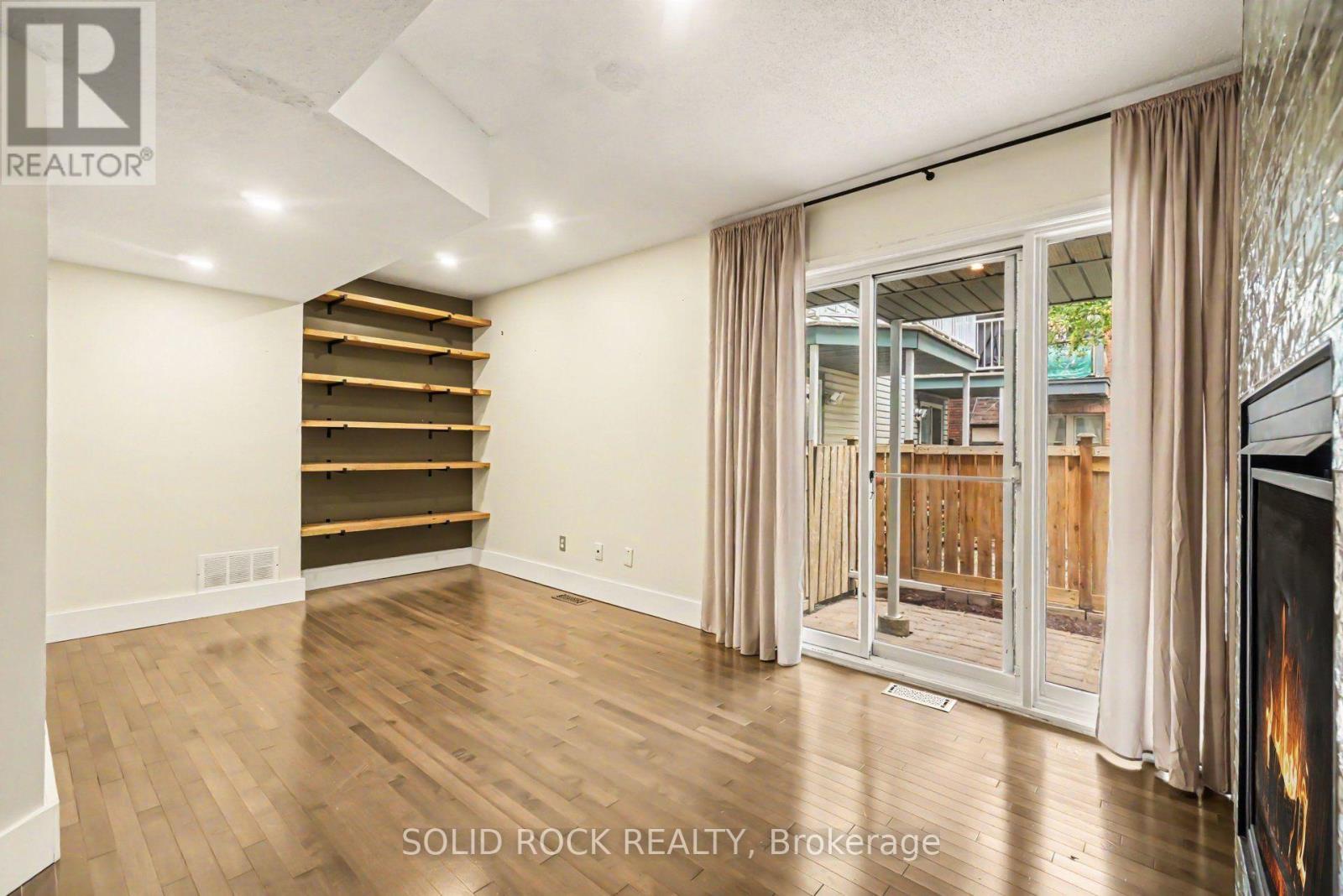 5 BECKINGTON PRIVATE - 30