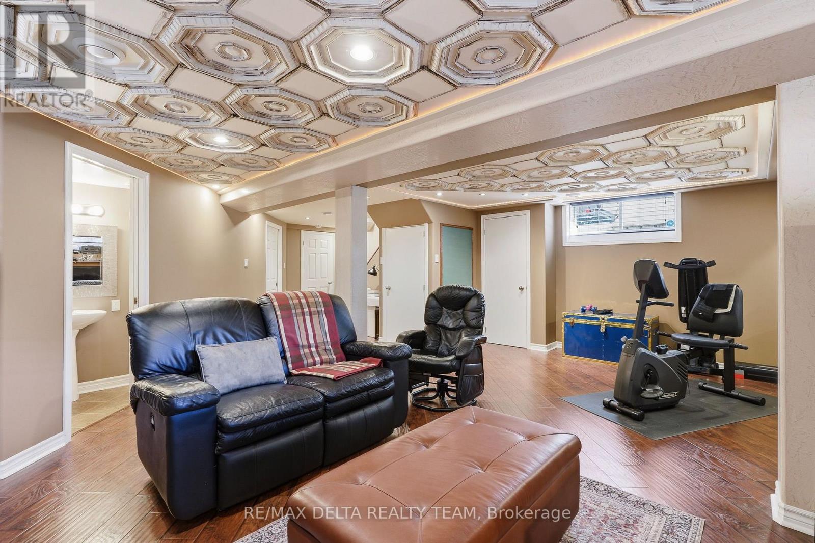 2040 SUNLAND DRIVE - Image 24