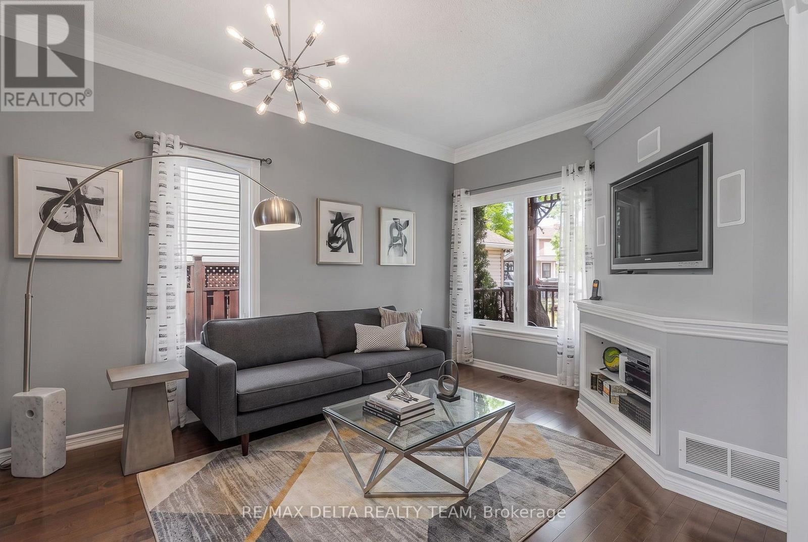 2040 SUNLAND DRIVE - 5
