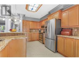Kitchen - 2040 Sunland Drive, Ottawa, ON K4A3K8 Photo 6