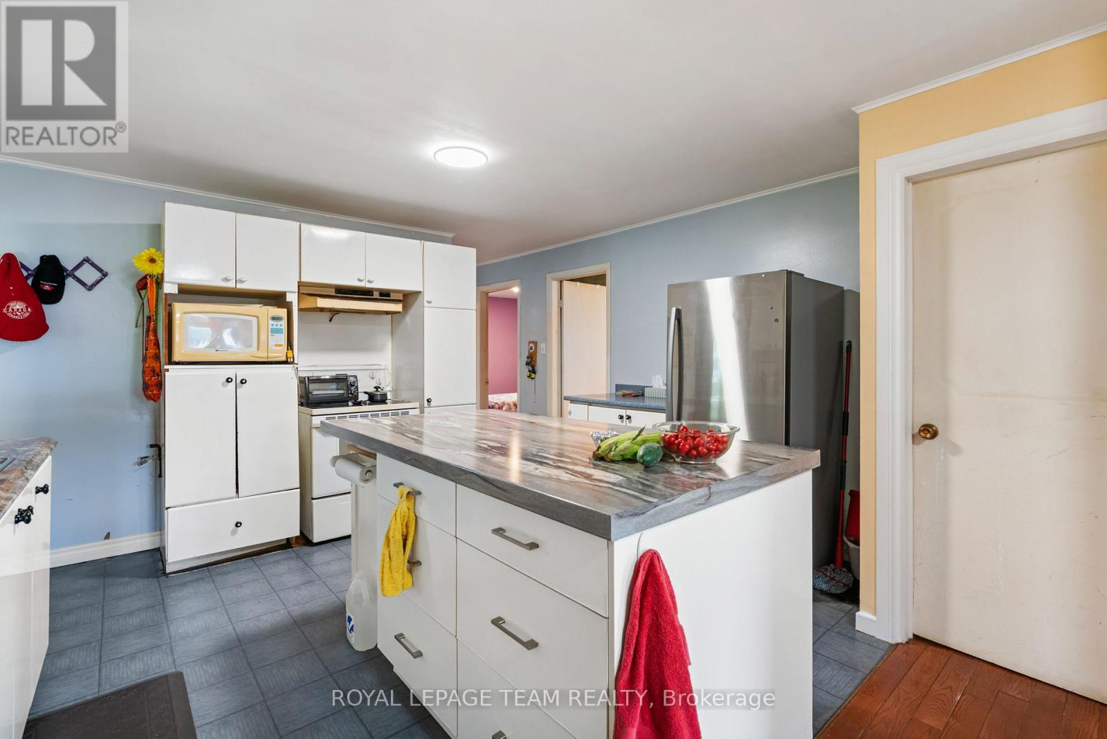 484 ANNABLE ROAD - 13