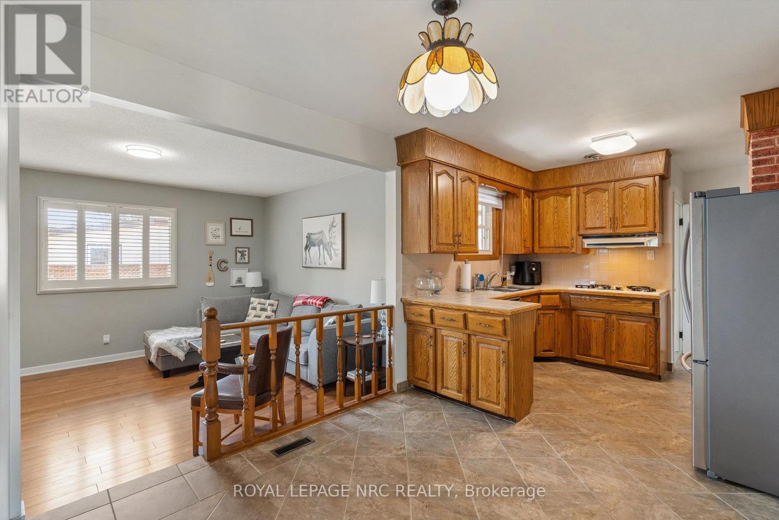 161 CATHERINE STREET - Image 12