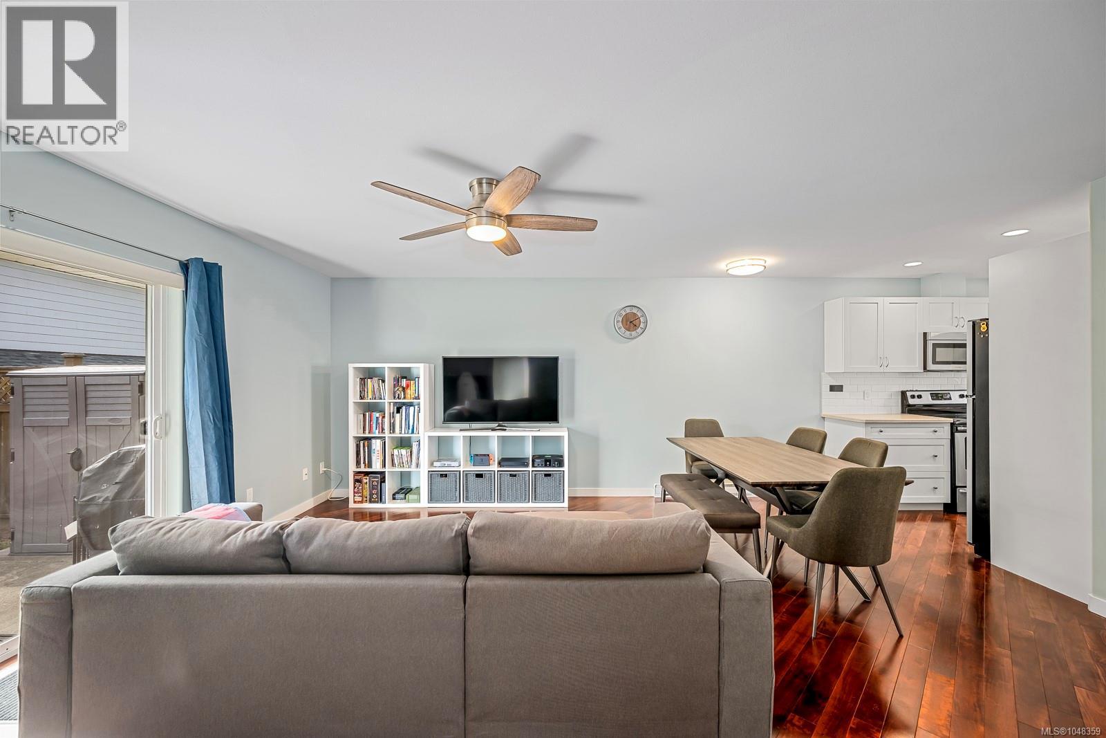 #105 170 Centennial Drive, Courtenay, British Columbia, V9N9V7, Courtenay, British Columbia — photo 3 of 5