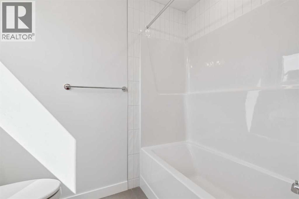 Listing photo – 434 Bighorn Avenue SW, Calgary