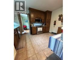 Family room - 90 Harbourview, Kingsville, ON N9Y2J2 Photo 8