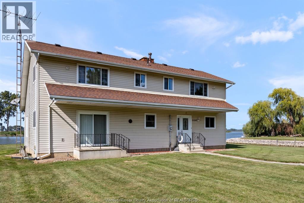21240 DOCKSIDE, Tilbury North, Ontario, N0P1L0, Tilbury North, Ontario — photo 2 of 5