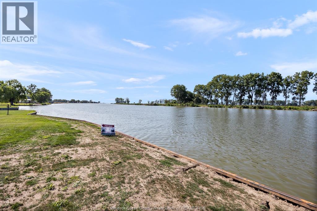 21240 DOCKSIDE - Image 45
