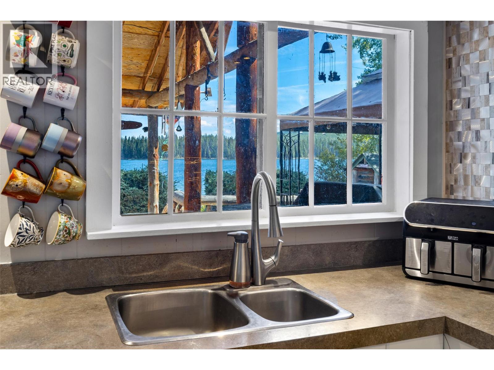 3792 Rainbow Drive - 8