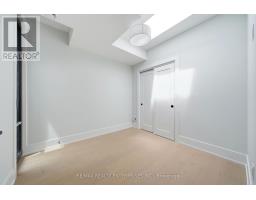 2 - 21 Belmont Street S, Toronto, ON M5R1P9 Photo 13