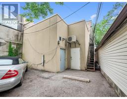 Main - 392 Eglinton Avenue W, Toronto, ON M5N1A2 Photo 9
