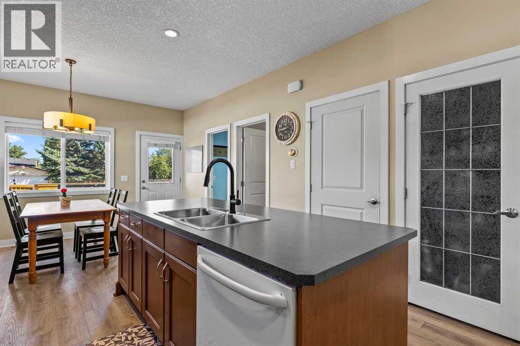 1004 Shantz Place - 9