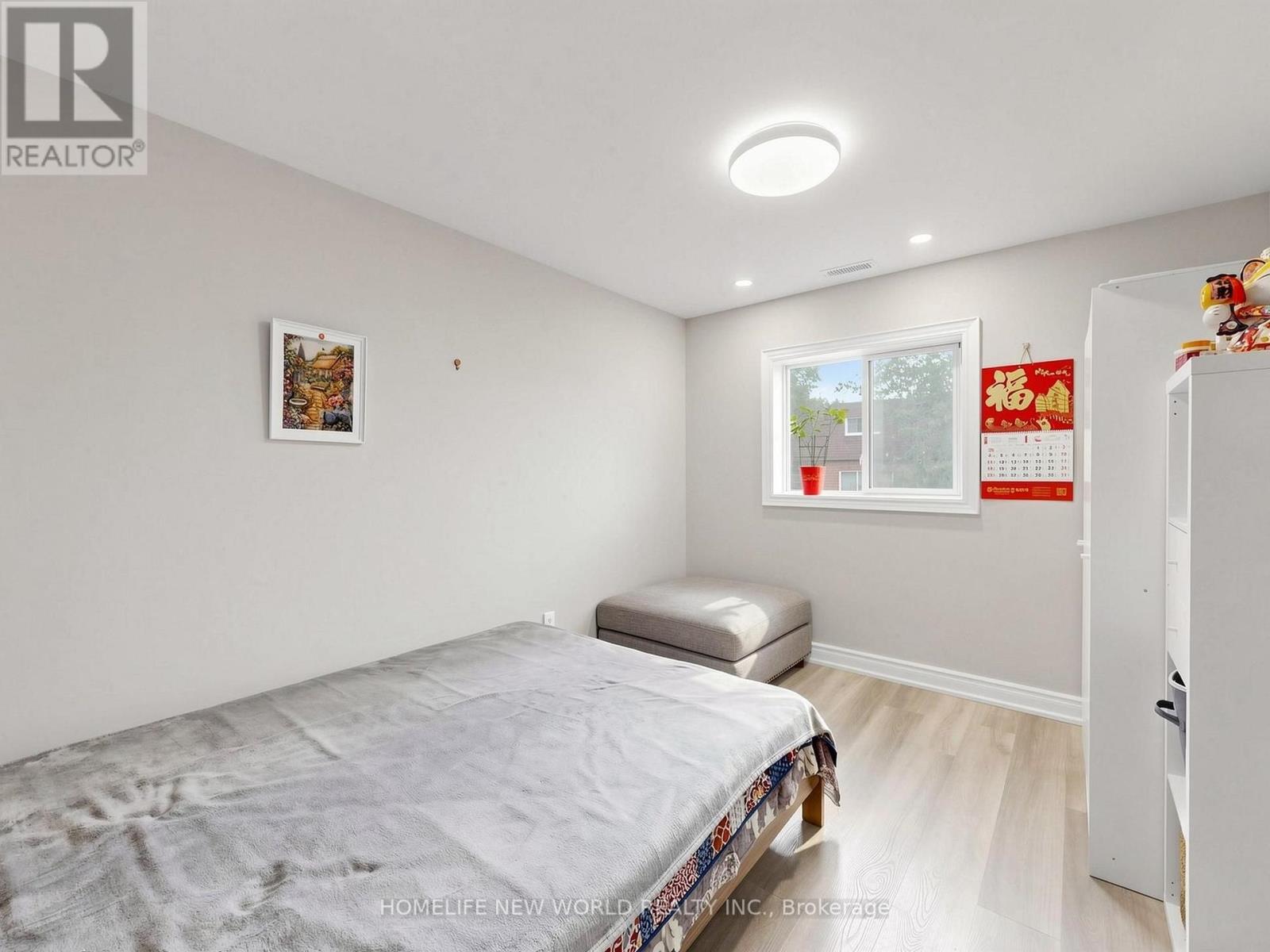 #40 90 CROCKAMHILL DRIVE - Image 31