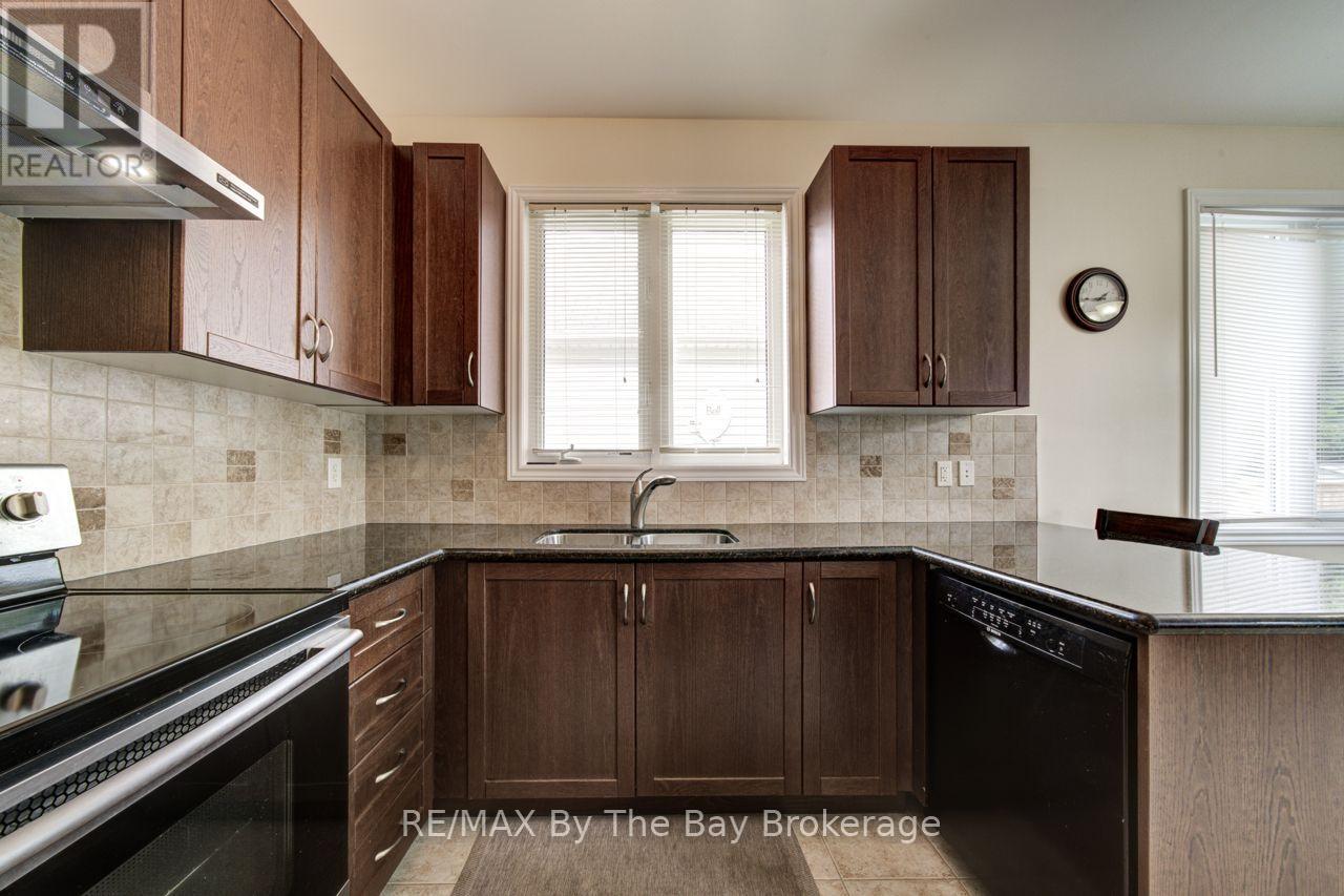 11 GRAND POPLAR LANE - 15