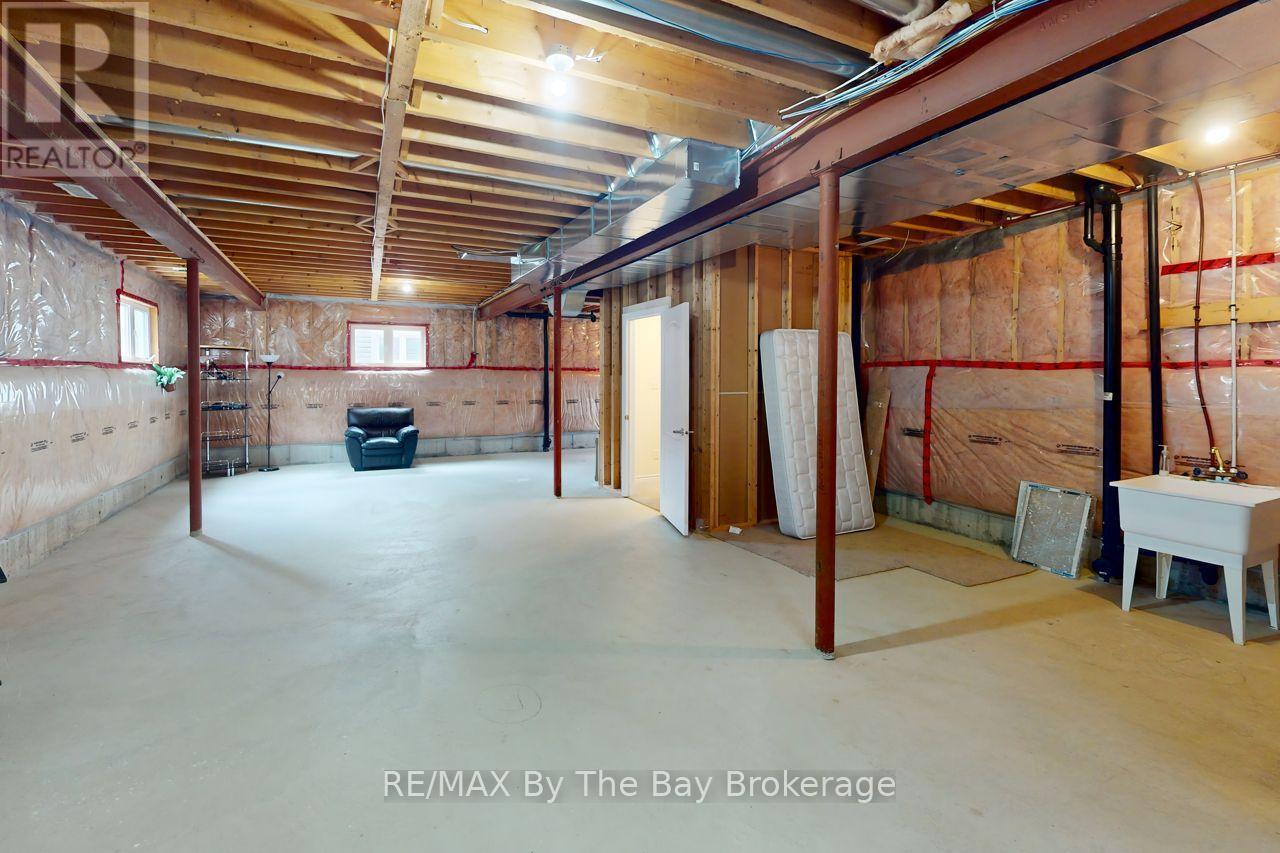 11 GRAND POPLAR LANE - 30