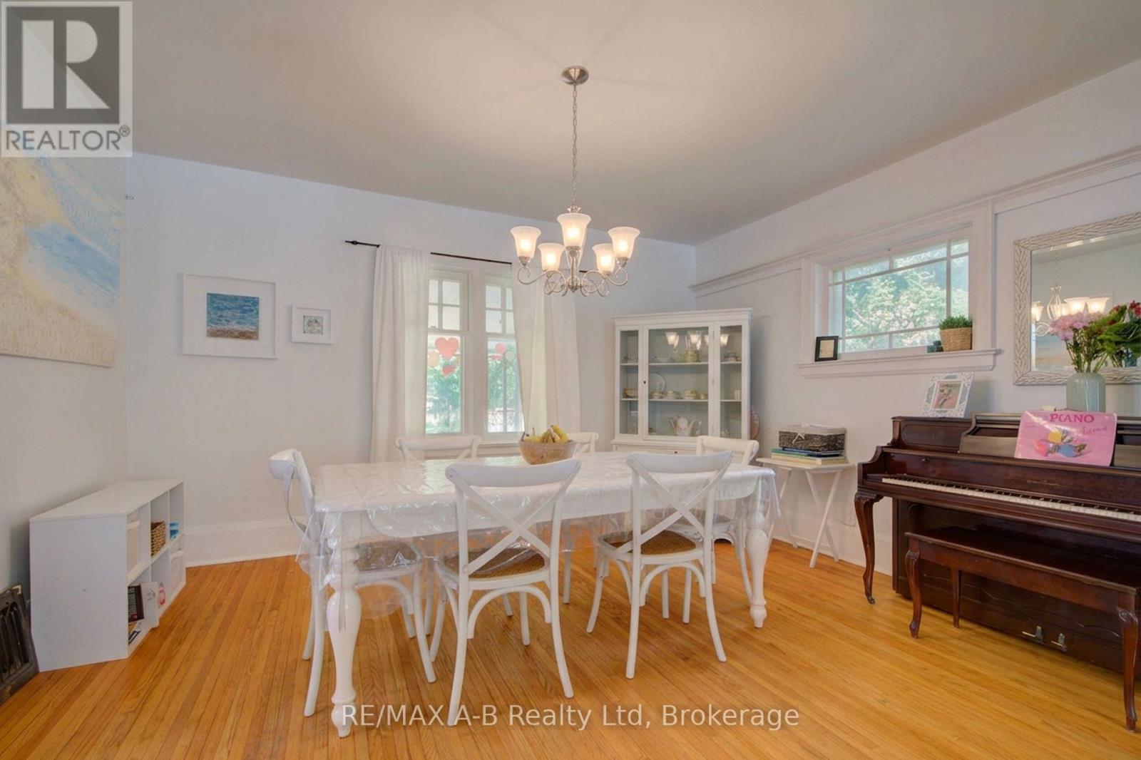 31 JOHN STREET - Image 15