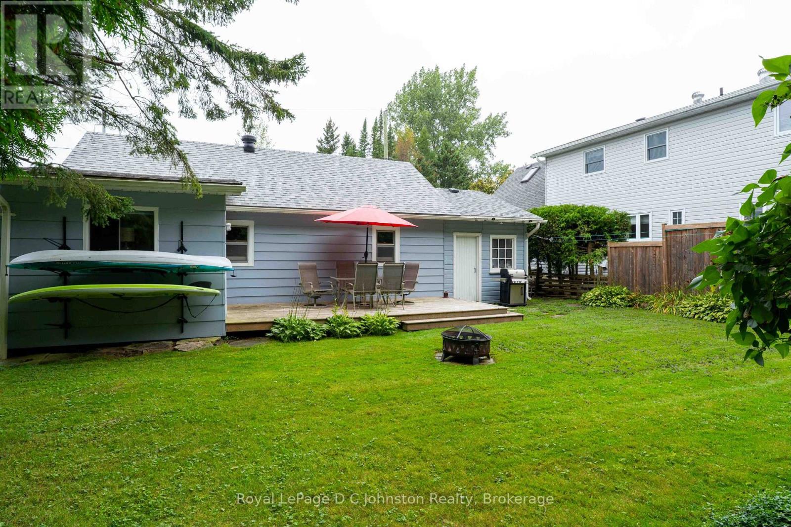 210 LAIRD LANE - 17