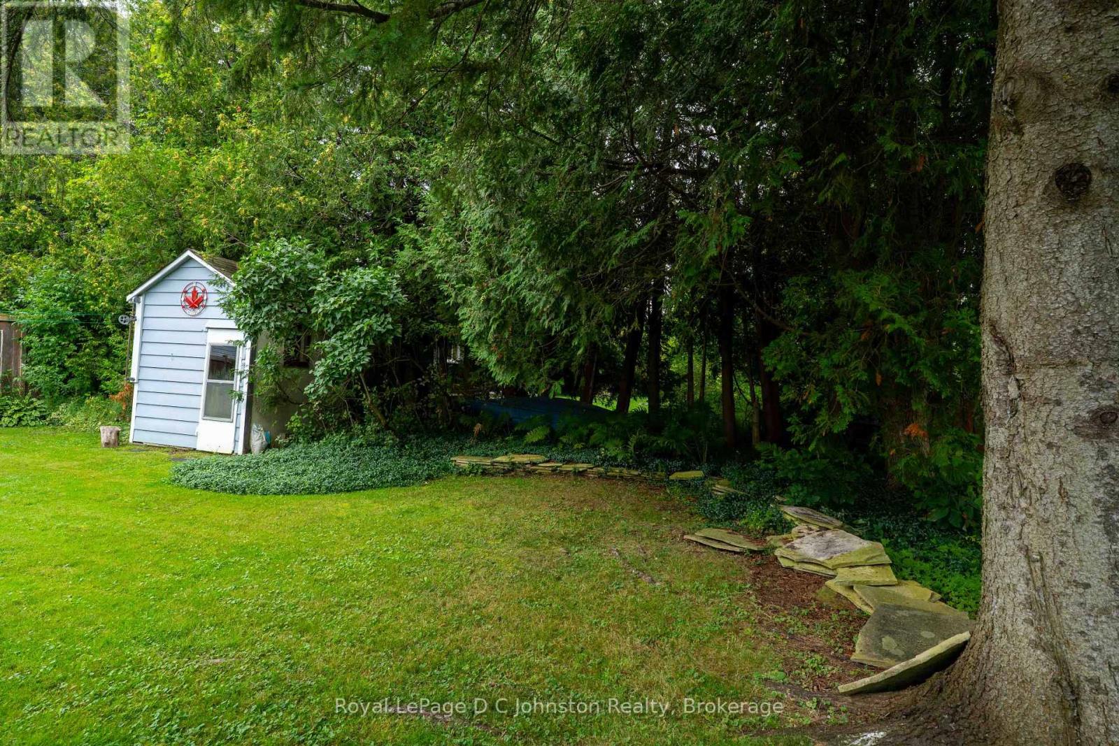 210 LAIRD LANE - 19