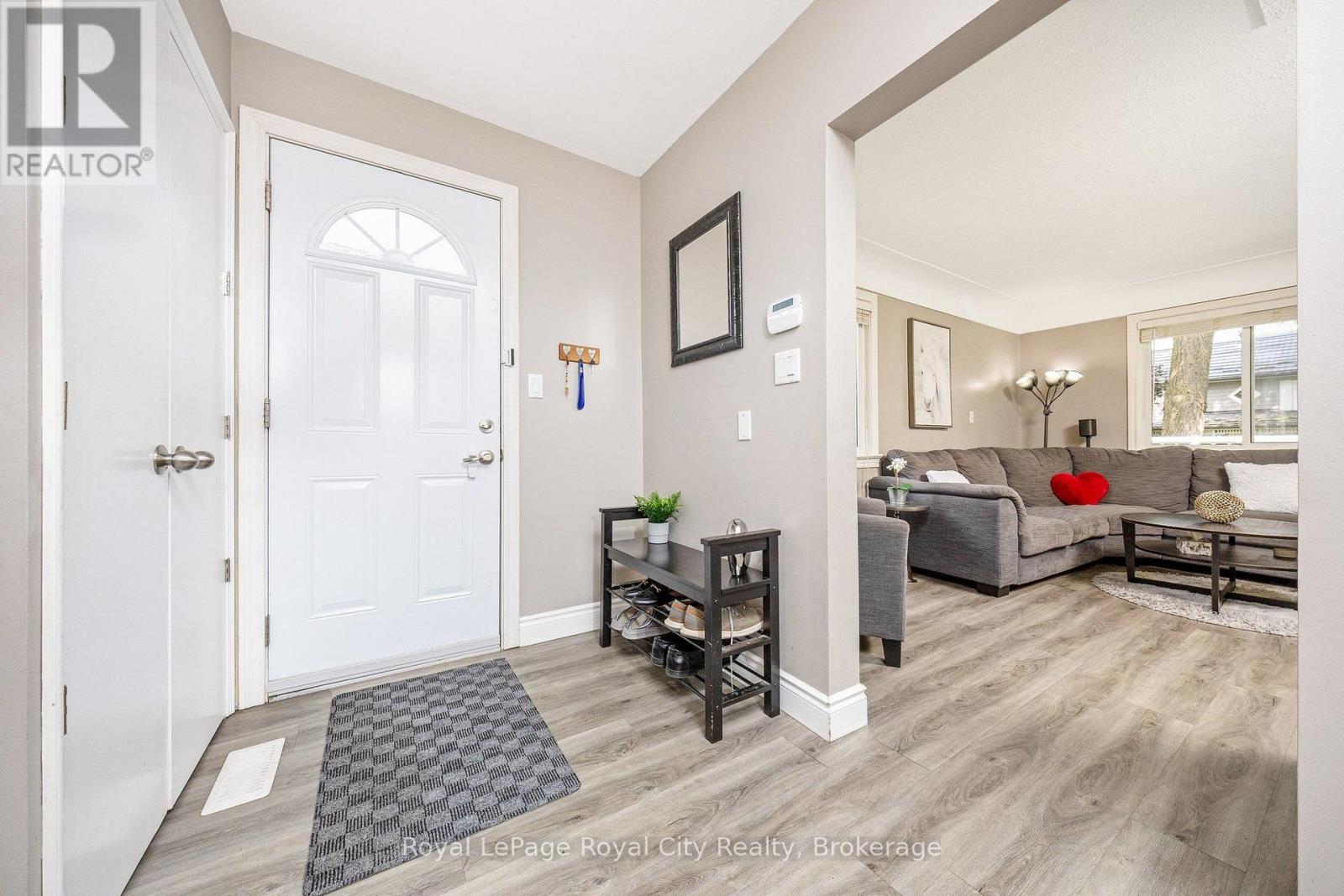 245 MACKENZIE STREET - 13