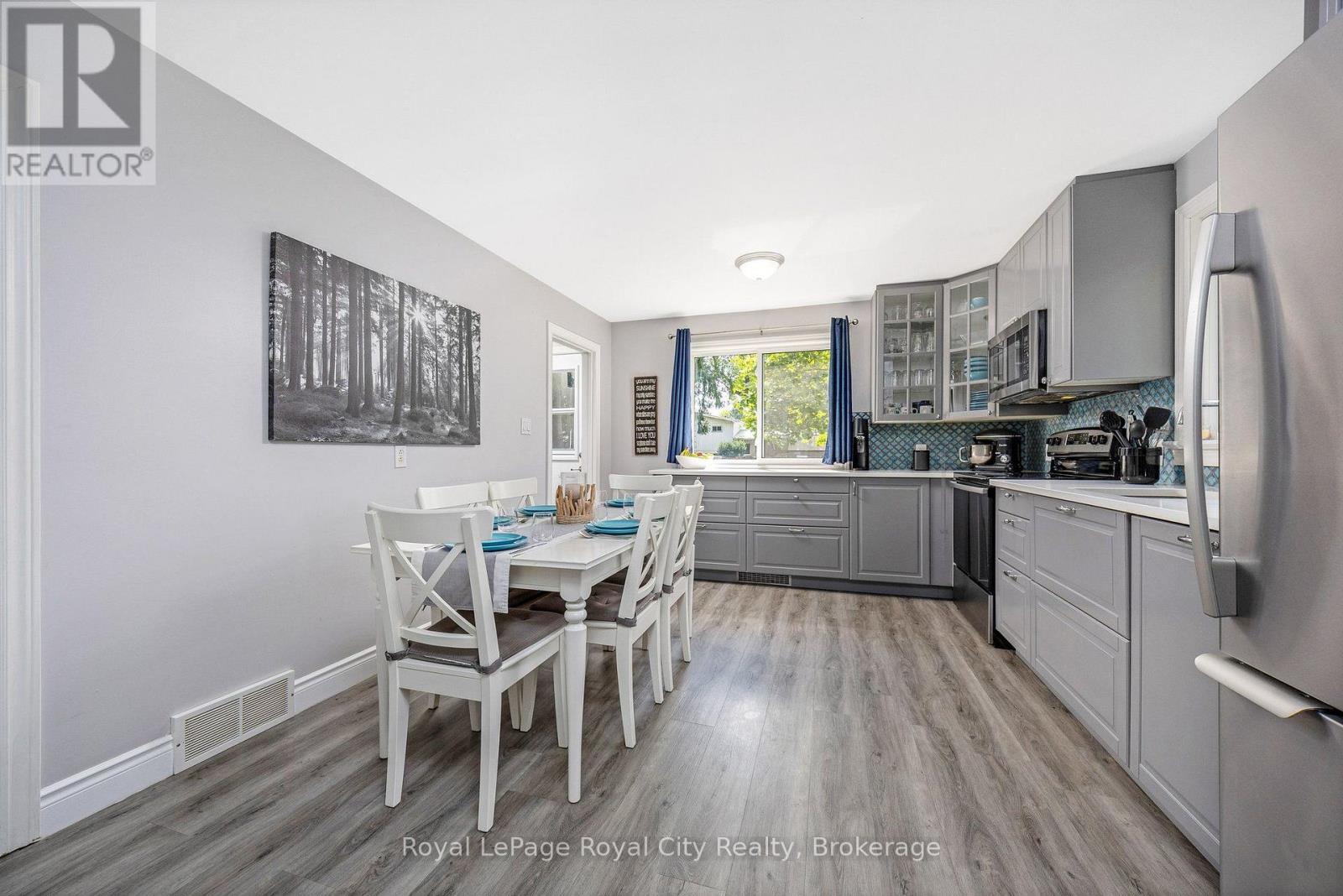 245 MACKENZIE STREET - 16