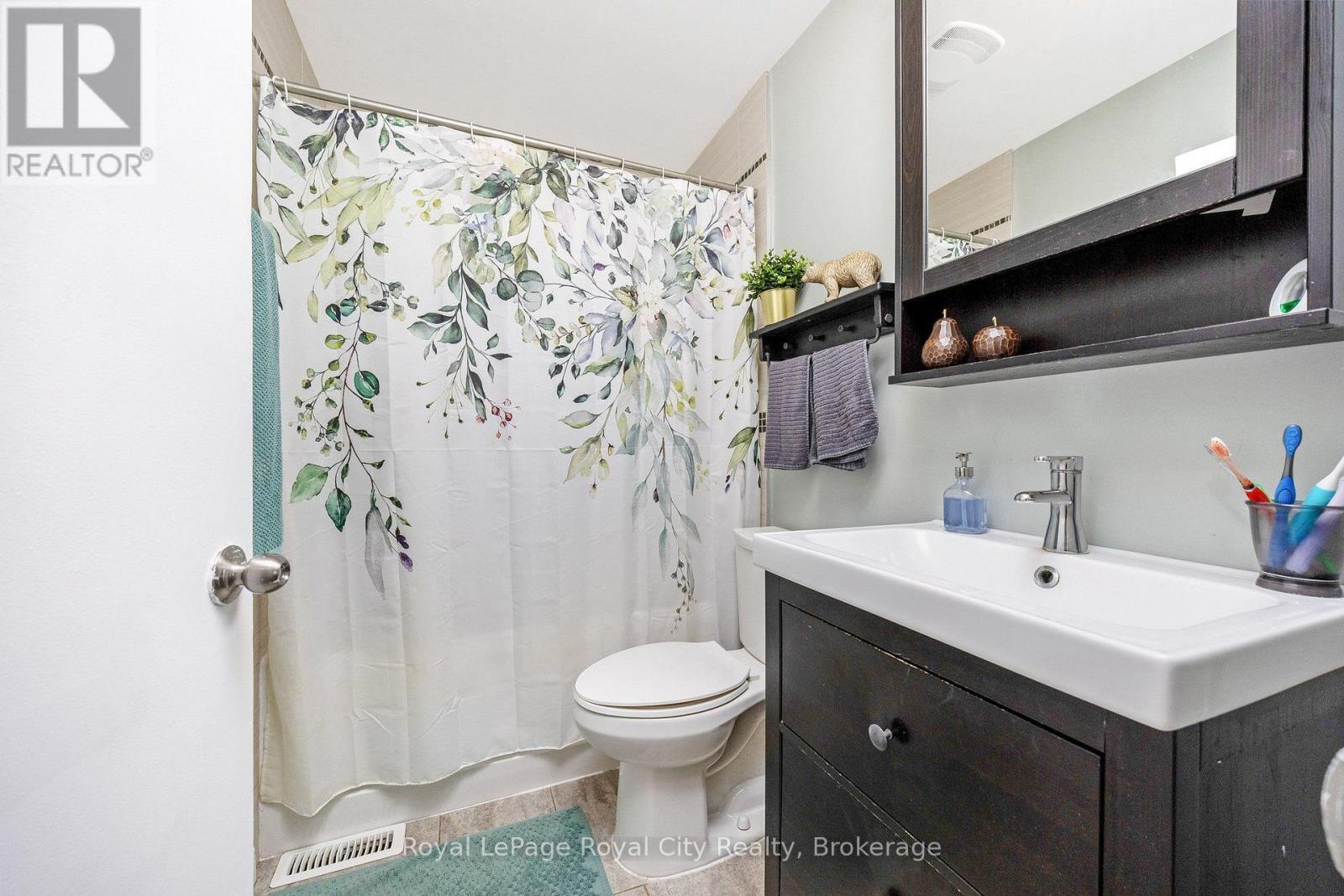 245 MACKENZIE STREET - Image 30