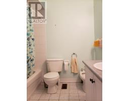 94 Forestwood Street, Richmond Hill, ON L4S2K5 Photo 9