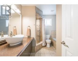 4 Bluegrass Drive, Barrie, ON L4N9N6 Photo 19